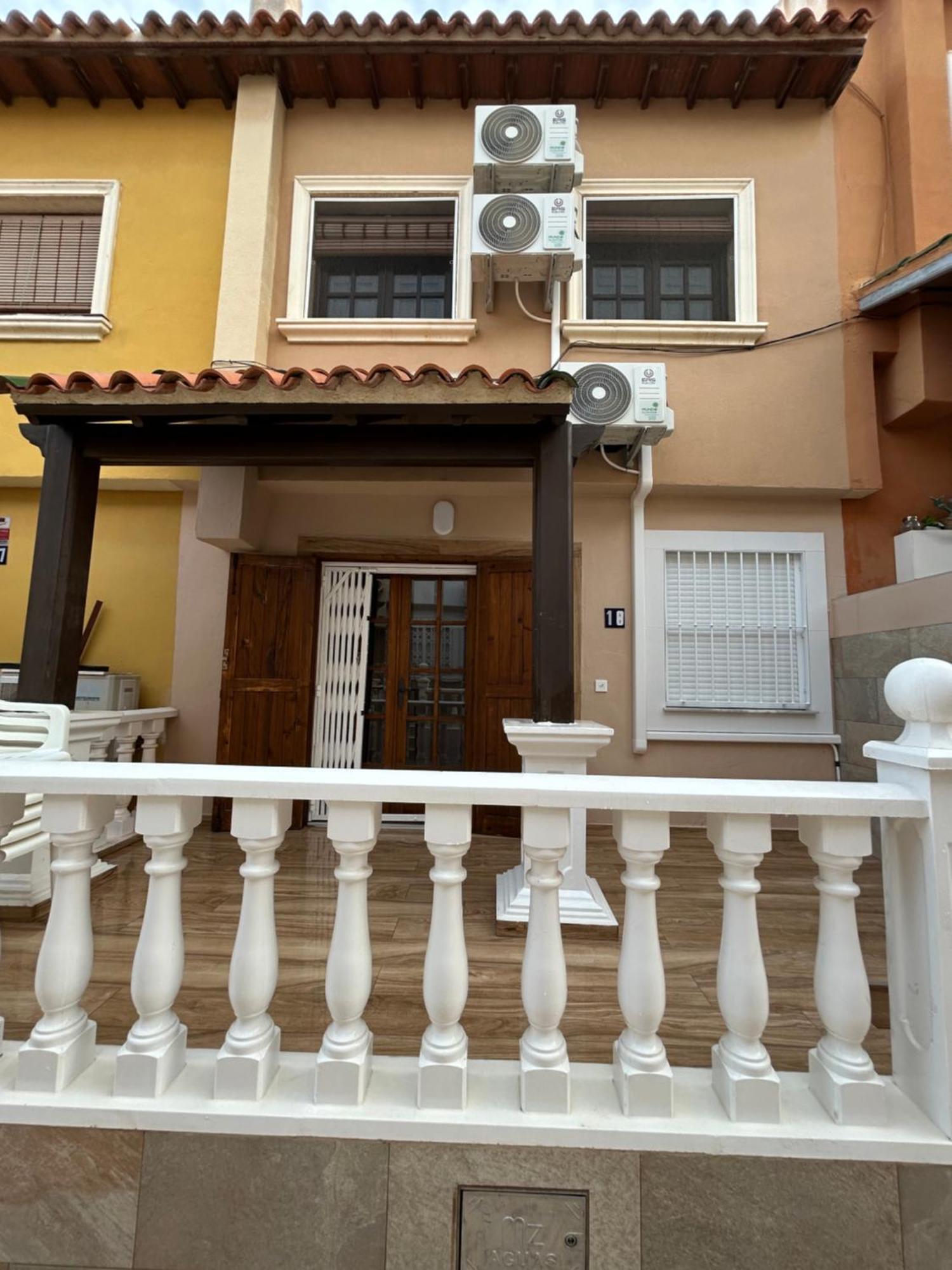 Bungalow Pasaje Ceuta Торевьиа Экстерьер фото